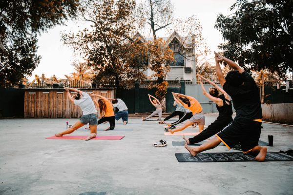 Allier yoga et pilates à Avignon : une approche équilibrée